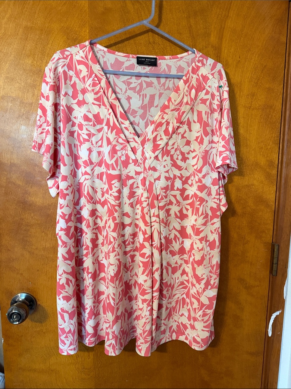 Lane Bryant Pink & White Floral V-Neck Tunic